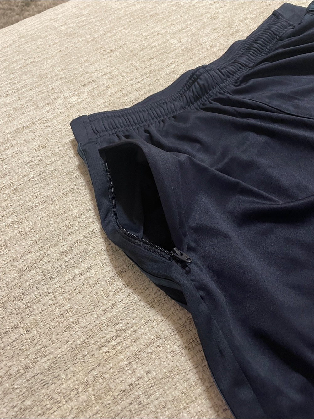 Adidas Mens L 2 Pack Shorts Black Navy Climalite Aeroready 3 Stripe EUC - Picture 13 of 16